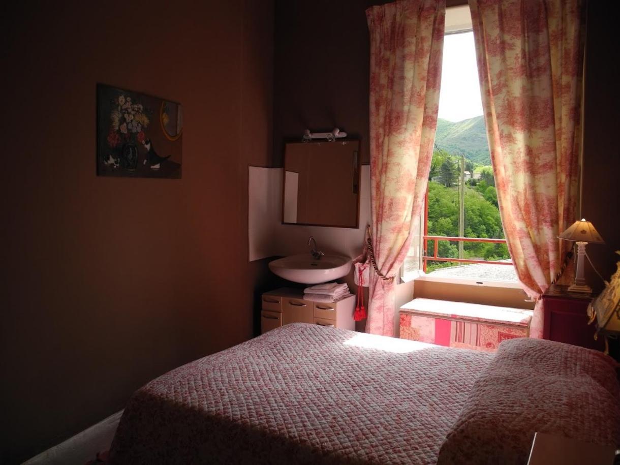 Le Comptoir Du Ranc De Bannes Hotel Sumène Kültér fotó